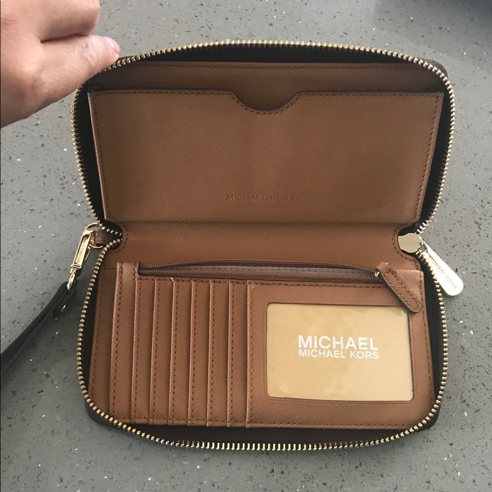 Wallet - Picture 2 of 3